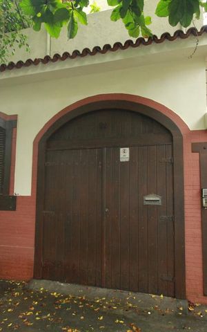 Casa à venda com 350m², 5 quartos e 1 vagaFachada da Casa