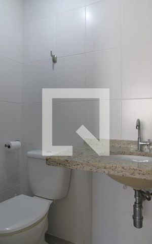 Apartamento à venda com 64m², 2 quartos e 1 vagaBanheiro da suíte