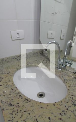Apartamento à venda com 64m², 2 quartos e 1 vagaBanheiro comum