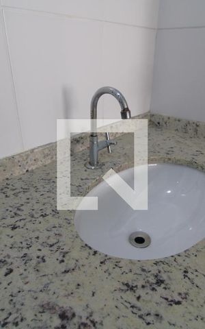 Apartamento à venda com 64m², 2 quartos e 1 vagaBanheiro da suíte
