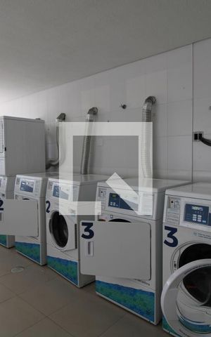 Apartamento à venda com 64m², 2 quartos e 1 vagaLavanderia área comum