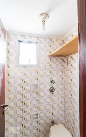 Apartamento para alugar com 62m², 2 quartos e 1 vaga Apartamento para alugar com 62m², 2 quartos e 1 vagaBanheiro de Serviço