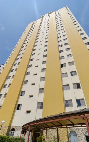 Apartamento para alugar com 62m², 2 quartos e 1 vagaFachada