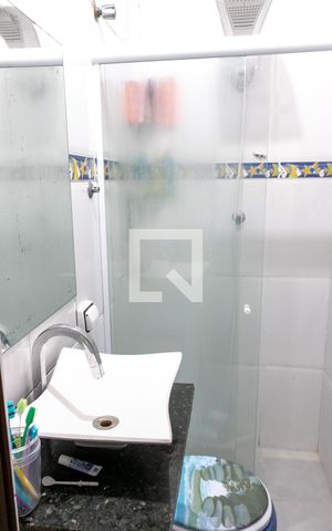 Casa para alugar com 180m², 3 quartos e 1 vaga Casa para alugar com 180m², 3 quartos e 1 vagaBanheiro