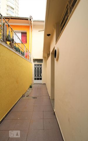 Casa à venda com 120m², 2 quartos e sem vagaQuintal 