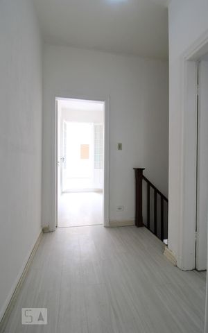 Casa à venda com 120m², 2 quartos e sem vagaHall
