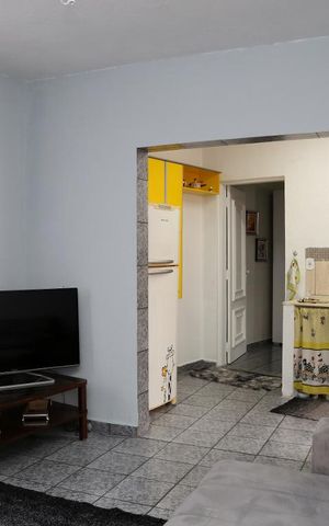 Casa à venda com 310m², 4 quartos e 3 vagasSala 