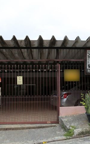 Casa à venda com 310m², 4 quartos e 3 vagasFachada 