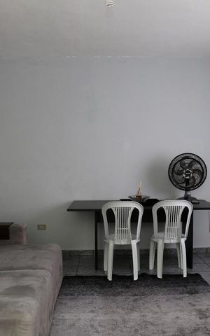 Casa à venda com 310m², 4 quartos e 3 vagasSala