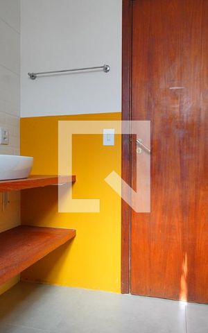 Apartamento à venda com 65m², 2 quartos e 1 vagaBanheiro Corredor