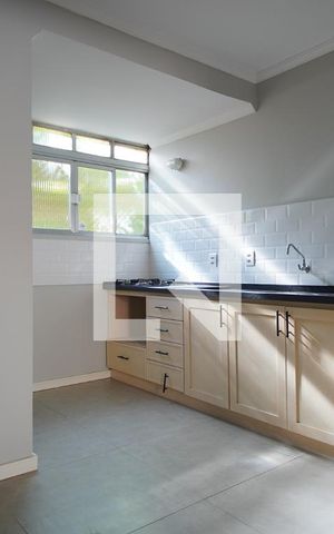 Apartamento à venda com 65m², 2 quartos e 1 vagaCozinha