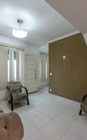 Casa de condomínio à venda com 68m², 2 quartos e 1 vagaSala