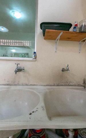 Casa de condomínio à venda com 68m², 2 quartos e 1 vagaÁrea de Serviço