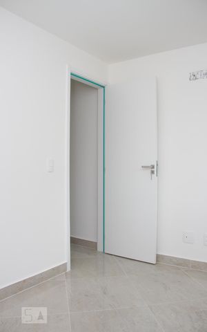 Apartamento à venda com 76m², 3 quartos e 1 vagaQuarto 01