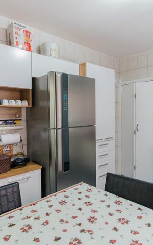 Casa à venda com 120m², 2 quartos e 2 vagas Casa à venda com 120m², 2 quartos e 2 vagasCozinha