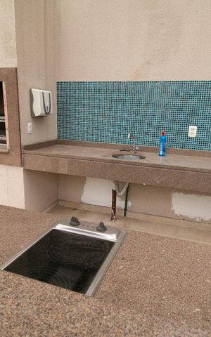 Apartamento à venda com 75m², 2 quartos e 2 vagas Apartamento à venda com 75m², 2 quartos e 2 vagasChurrasqueira