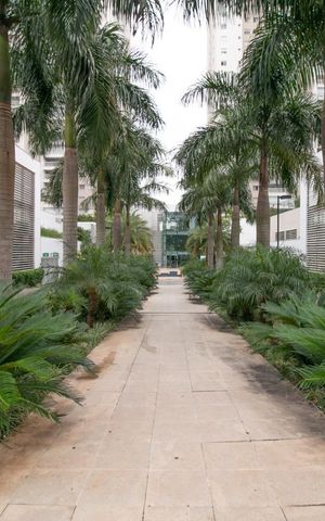 Apartamento à venda com 75m², 2 quartos e 2 vagas Apartamento à venda com 75m², 2 quartos e 2 vagasFachada