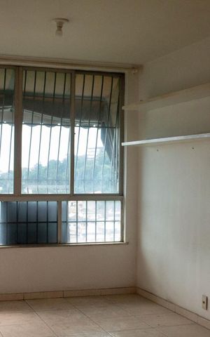 Apartamento à venda com 80m², 2 quartos e 1 vaga Apartamento à venda com 80m², 2 quartos e 1 vagaSala