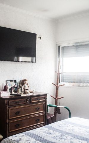 Apartamento à venda com 240m², 3 quartos e 3 vagas Apartamento à venda com 240m², 3 quartos e 3 vagasQuarto 1 - Suíte