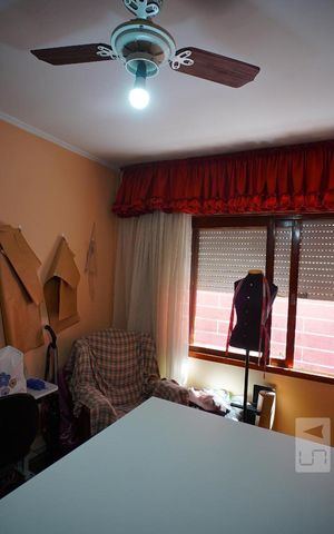 Casa à venda com 233m², 3 quartos e 3 vagasQuarto 3