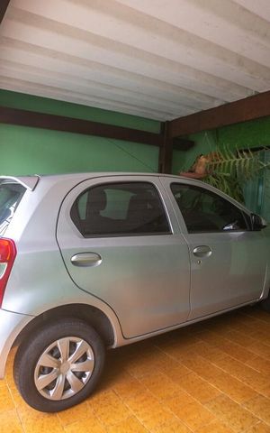 Casa à venda com 120m², 2 quartos e 2 vagas Casa à venda com 120m², 2 quartos e 2 vagasGaragem