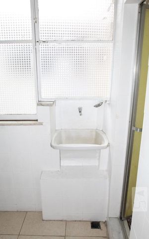 Apartamento para alugar com 84m², 3 quartos e 1 vagaÁrea de Serviço