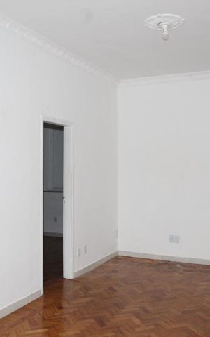 Apartamento para alugar com 84m², 3 quartos e 1 vagaSala