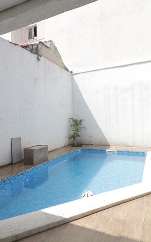 Casa para alugar com 465m², 3 quartos e 2 vagasÁrea comum - Piscina