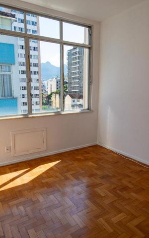 Apartamento à venda com 77m², 2 quartos e 1 vaga Apartamento à venda com 77m², 2 quartos e 1 vagav