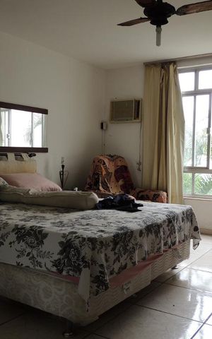 Casa à venda com 645m², 4 quartos e 5 vagasQuarto 4 - Suíte