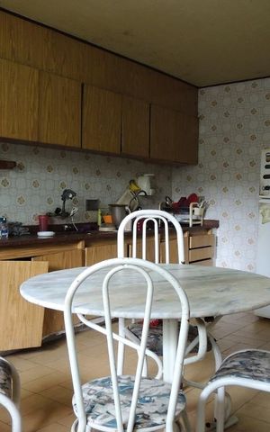 Casa à venda com 645m², 4 quartos e 5 vagasCozinha 