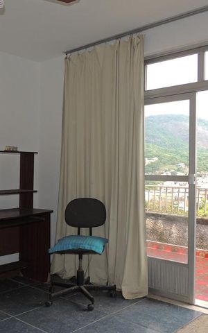 Casa à venda com 645m², 4 quartos e 5 vagasQuarto 3 - Suíte