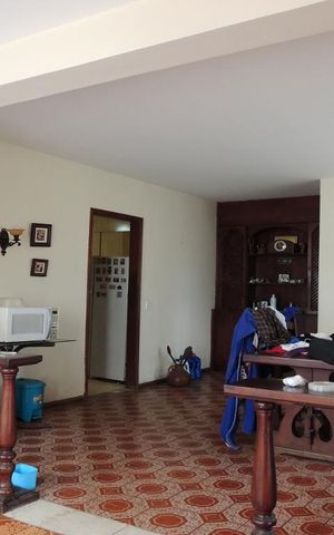 Casa à venda com 645m², 4 quartos e 5 vagasSala 2