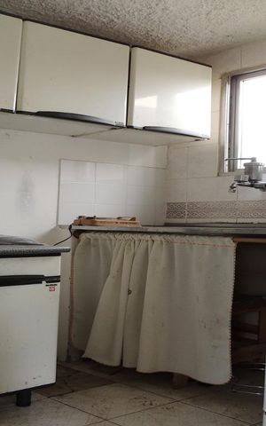 Casa à venda com 645m², 4 quartos e 5 vagasCozinha 