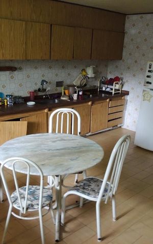 Casa à venda com 645m², 4 quartos e 5 vagasCozinha 