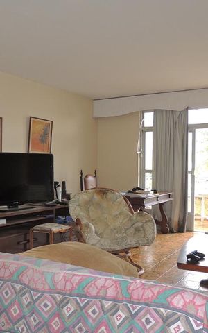 Casa à venda com 645m², 4 quartos e 5 vagasSala 3