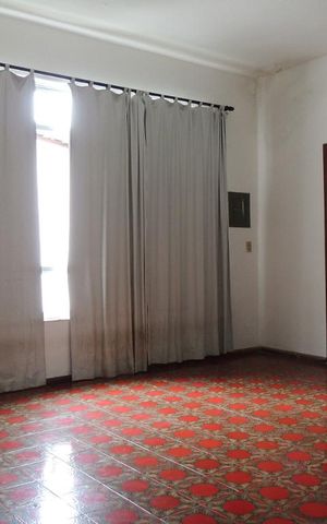 Casa à venda com 645m², 4 quartos e 5 vagasSala 4 