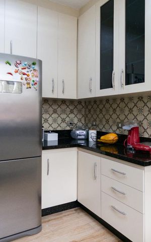 Casa à venda com 351m², 4 quartos e 4 vagas Casa à venda com 351m², 4 quartos e 4 vagasCozinha
