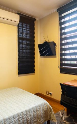 Casa à venda com 351m², 4 quartos e 4 vagas Casa à venda com 351m², 4 quartos e 4 vagasQuarto 2