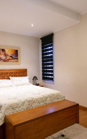 Casa à venda com 351m², 4 quartos e 4 vagas Casa à venda com 351m², 4 quartos e 4 vagasSuíte