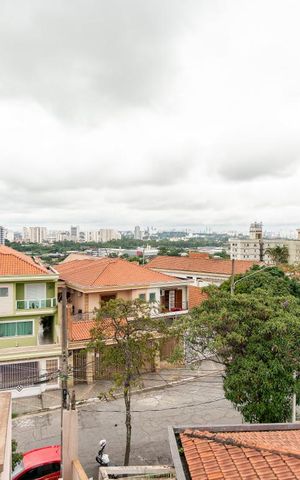 Casa à venda com 351m², 4 quartos e 4 vagas Casa à venda com 351m², 4 quartos e 4 vagasVista
