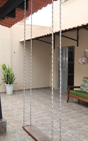 Casa à venda com 233m², 4 quartos e 1 vagaQuintal