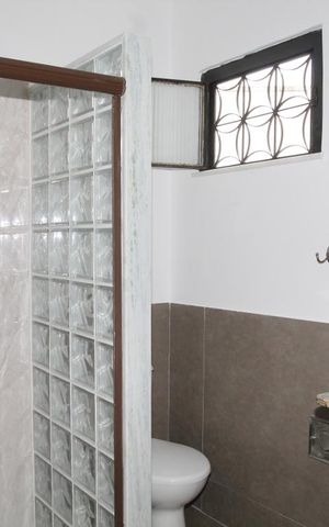 Casa à venda com 233m², 4 quartos e 1 vagaBanheiro da Suíte