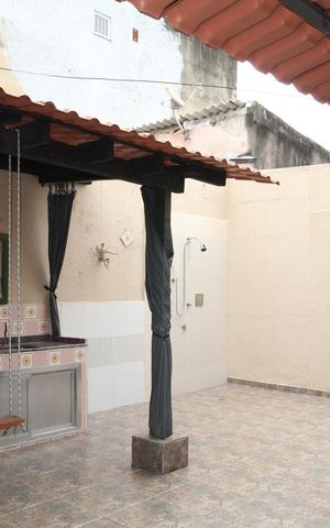 Casa à venda com 233m², 4 quartos e 1 vagaQuintal