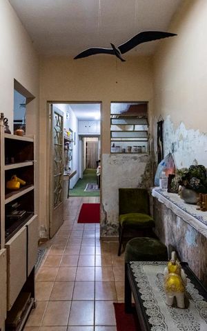 Casa à venda com 252m², 2 quartos e 5 vagasEntrada