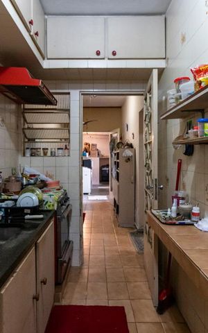 Casa à venda com 252m², 2 quartos e 5 vagasCozinha