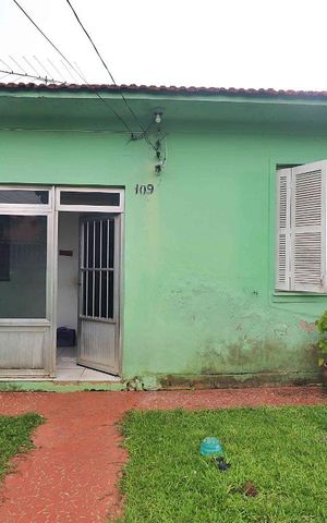 Casa à venda com 240m², 3 quartos e 2 vagasFachada