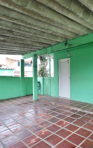 Casa à venda com 240m², 3 quartos e 2 vagasGaragem