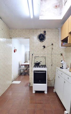 Casa à venda com 240m², 3 quartos e 2 vagasCozinha