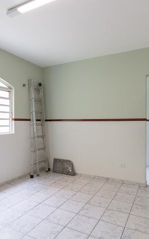 Casa à venda com 200m², 6 quartos e 1 vagaCasa 2 - quarto 4 ou cozinha